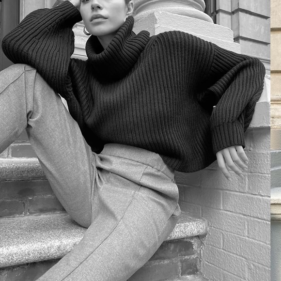 Babaton Funnel Sweater (XXS) - Picture 5 of 7